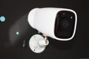هل يحتاج الأطفال إلى كاميرات مراقبة 2023